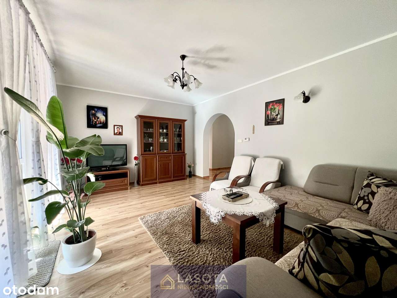 Dwa domy na działce 2525 m² - Idealna Inwestycja z podziałem-2