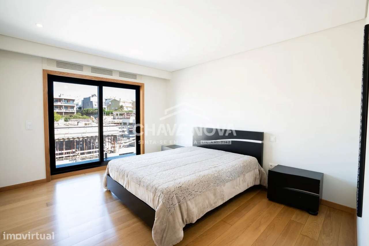 Moradia Geminada V3 Como Nova c/ Garagem Box em Canidelo-14