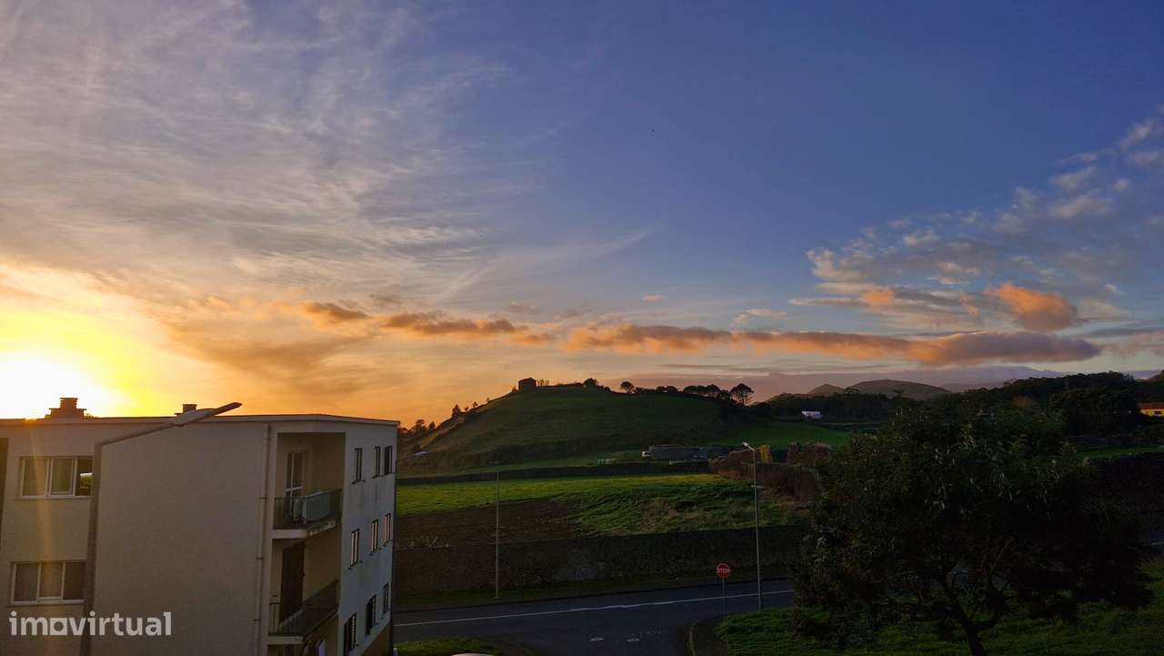 Apartamento T3 - Rosto do Cão - São Roque - Grande imagem: 5/11