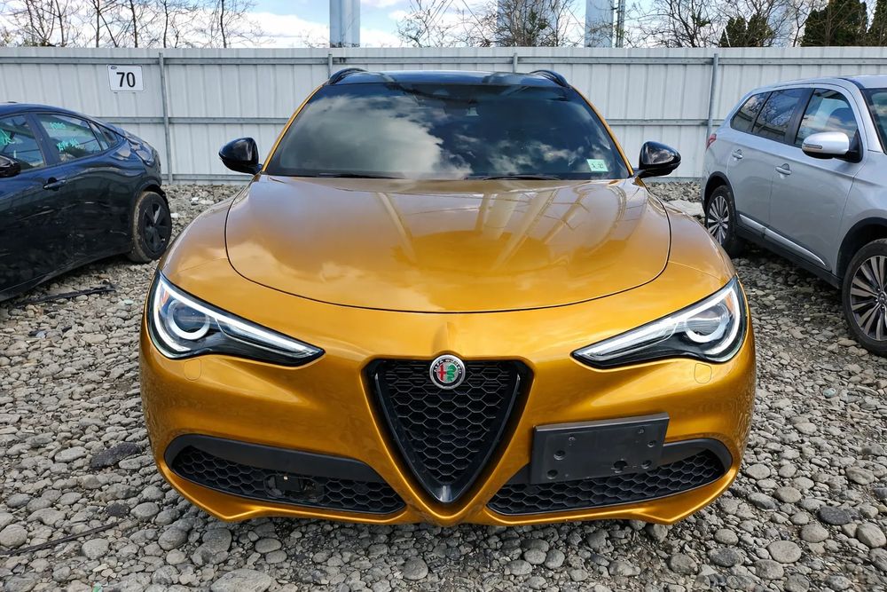 Alfa Romeo Stelvio 2.0 Turbo 16V AT8-Q4 Ti 2021