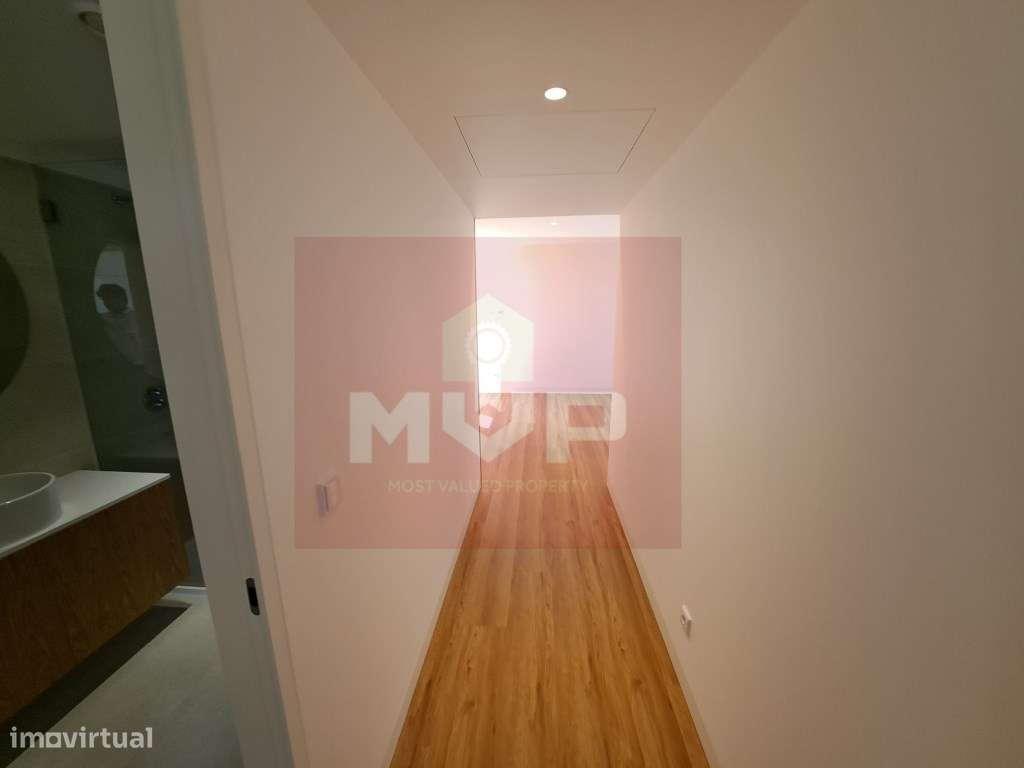 Moradia V3 com piscina e garagem em Vilamoura-21