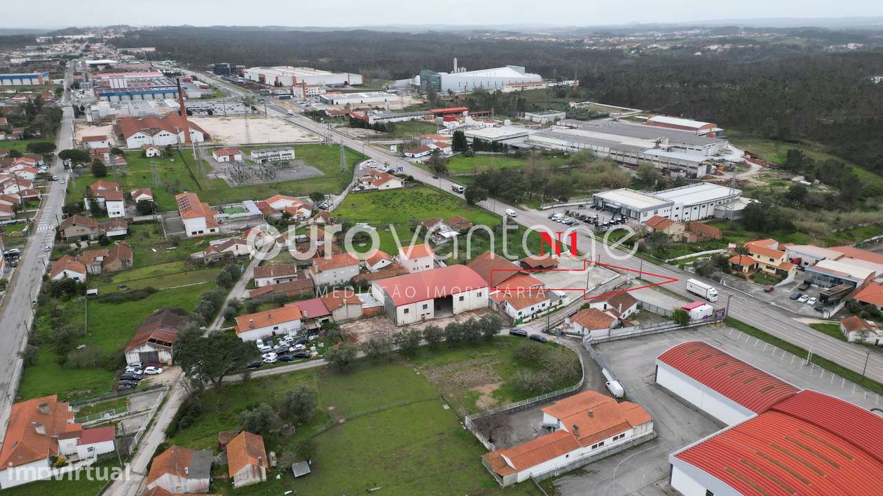 Armazém /Leiria/ 600 m² /Próximo da Nacional 1 - Grande imagem: 2/21
