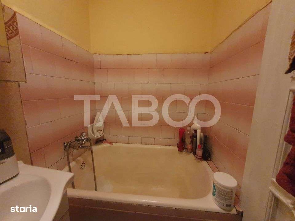 Apartament de vanzare cu 2 camere semidecomandat 40 mp utili - Imagine principală: 5/5