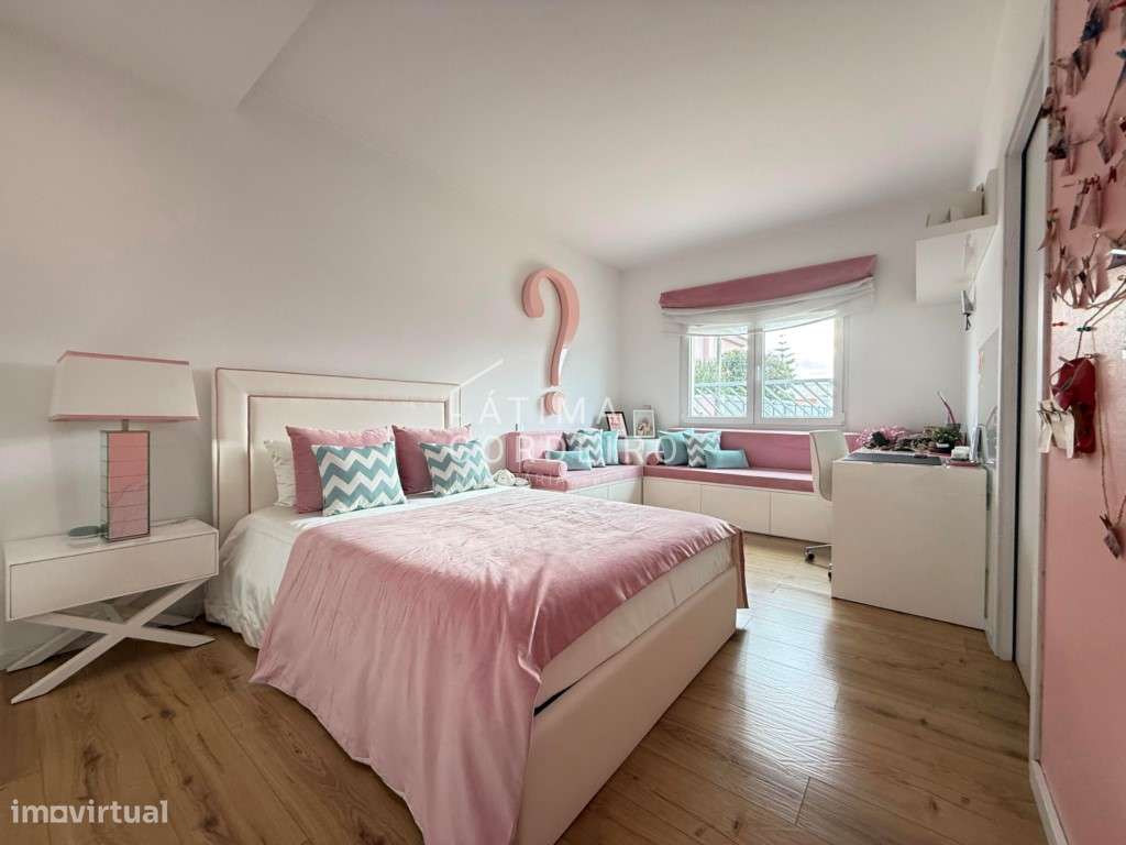 Fantástica Moradia T4+1 Quinta do Anjo/Auto Europa-8