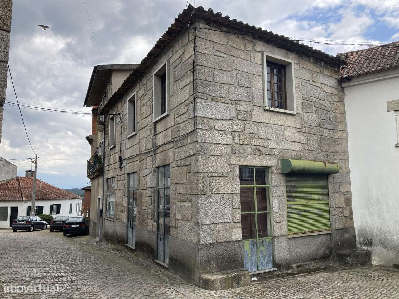 Casa Rústica em Cabanas de Viriato – Com Potencial de Remodelação - Grande imagem: 2/3