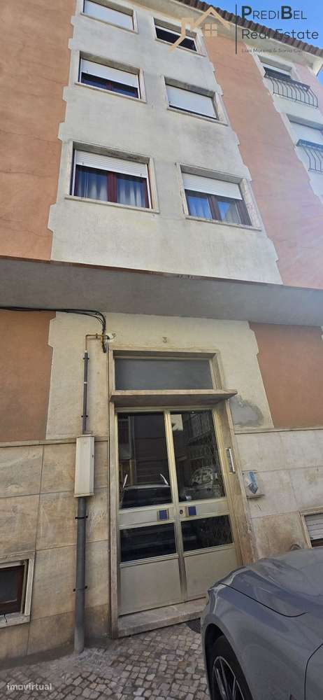 T2+1 REMODELADO EM ODIVELAS-18