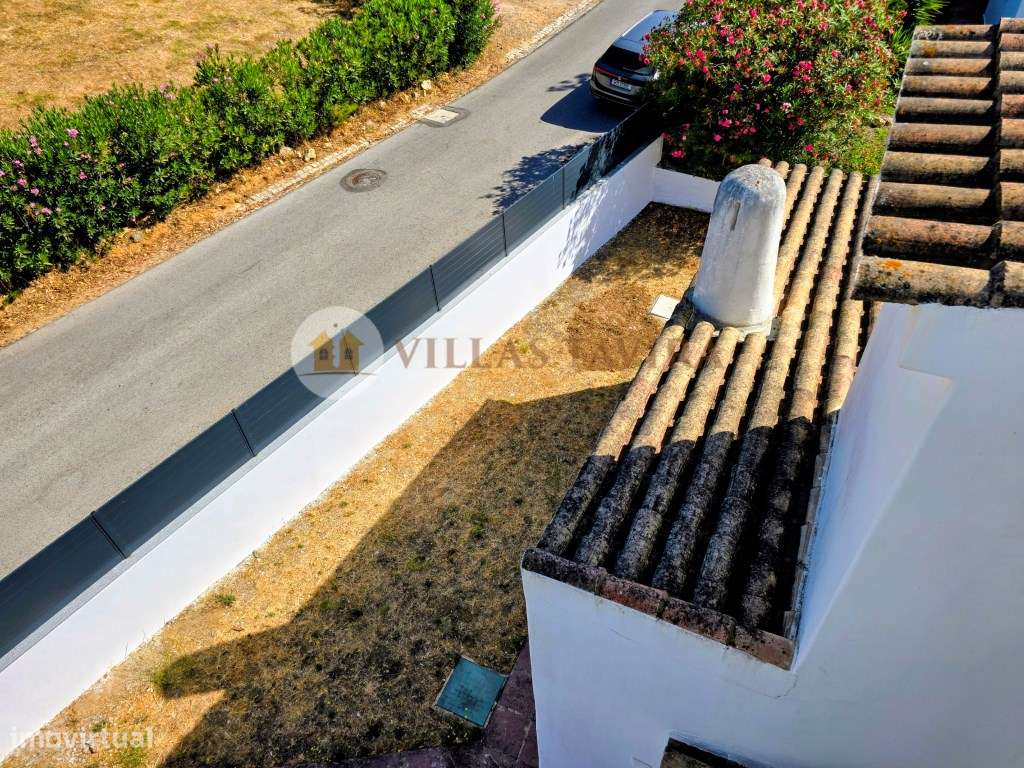 EXCLUSIVO - Moradia Isolada - T3 com Terreno Amplo e Localização Pr... - Grande imagem: 4/47