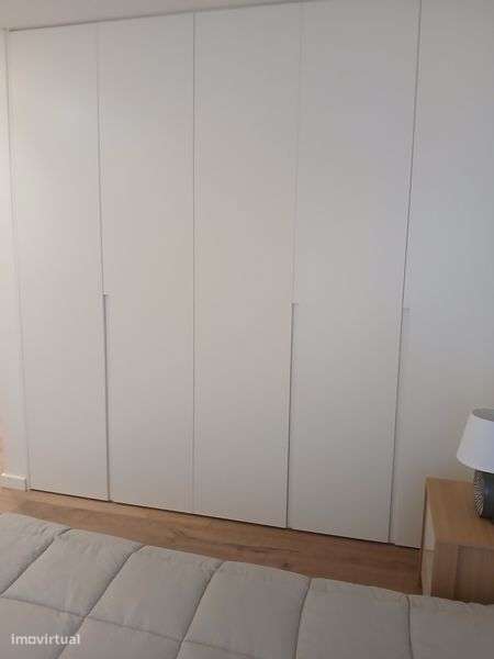 Moradia t4 em  luxuosamente renovada a 1,4 kms de Cascais centro - Grande imagem: 3/7