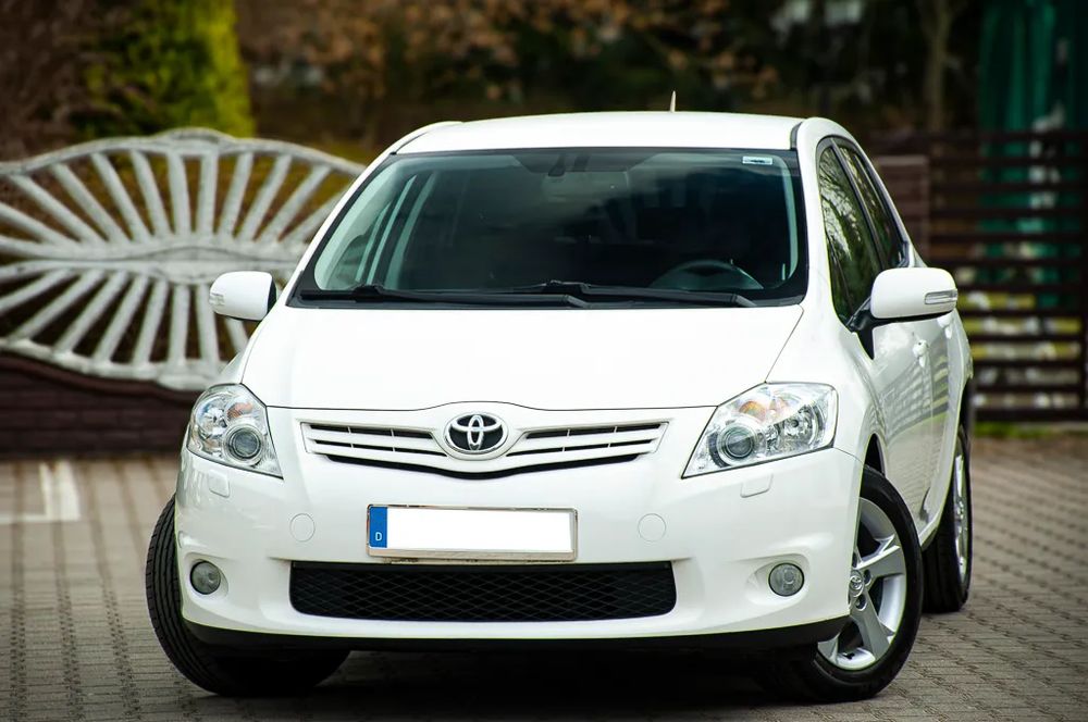 Toyota Auris I 1.6 Executive 2010