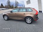 Volvo XC 60 D4 AWD Kinetic - 5