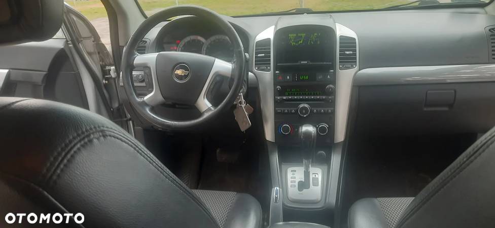 Chevrolet Captiva 2.0 4WD 7 Sitzer Automatik LT Exclusive - 12