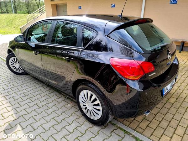 Opel Astra 1.4 Turbo Edition - 4