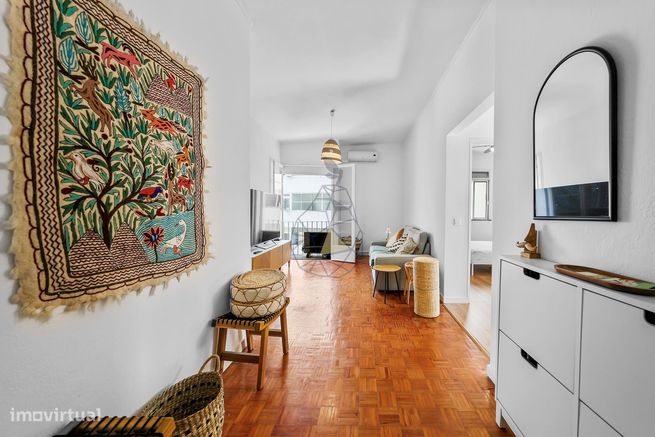 Apartamento T4 Completamente Renovado em Portimão-11