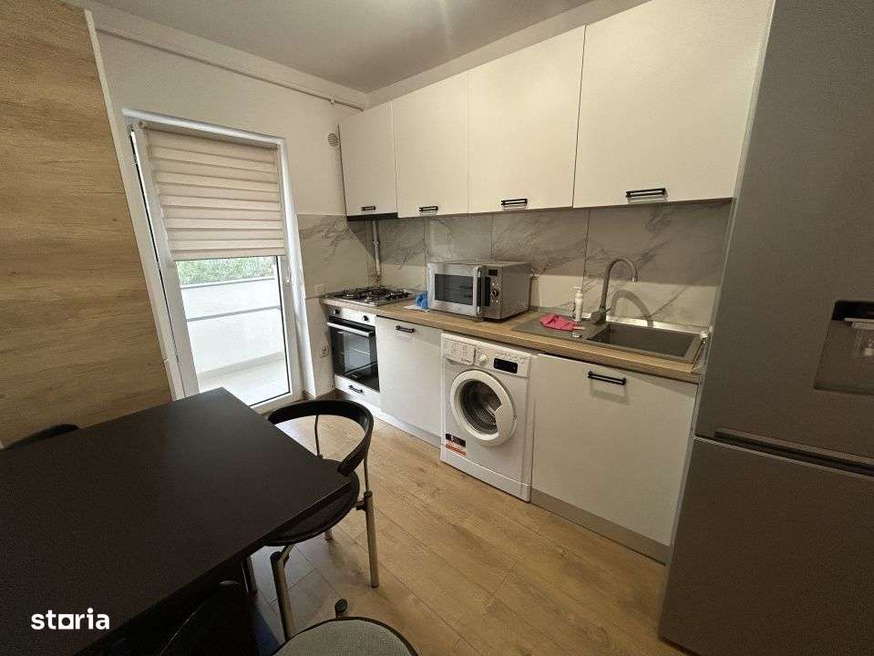 Apartament 2 camere decomandat , 56 mp , zona Porii , - Imagine principală: 4/9