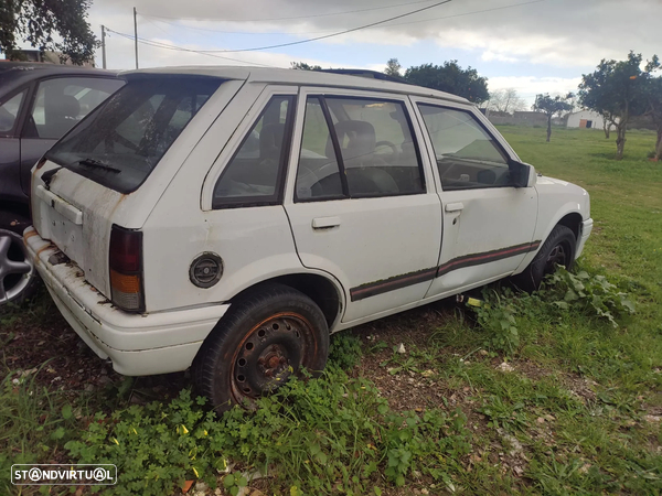 Opel Corsa A Para Peças - 4