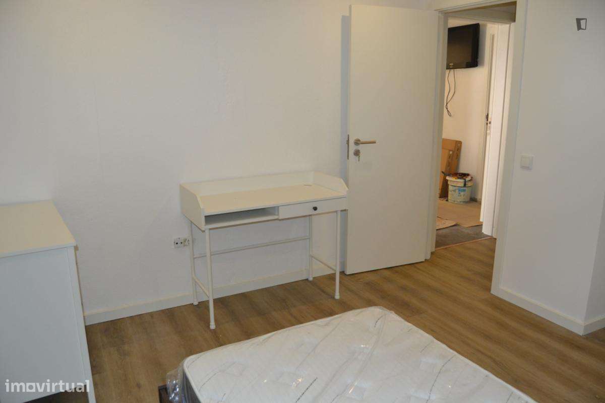 Quarto - localizado em Parque das Nações Lisbon - Grande imagem: 2/10