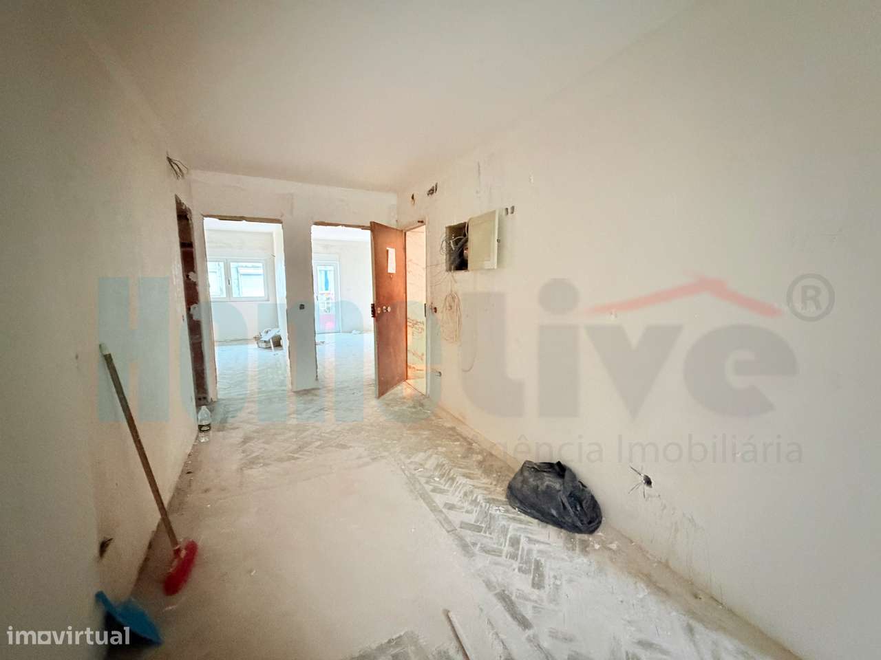 Apartamento T3 Remodelado | Centro de Moscavide-6