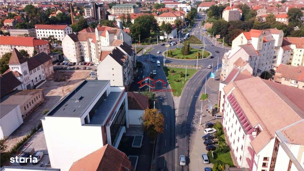 cladire 1800 mp+82 loc.parcare,ultracentral, Sibiu,comision 0 - Imagine principală: 2/15