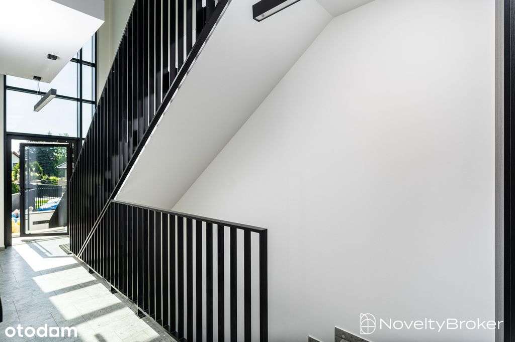 Apartament z tarasem na dachu, Wola Justowska-18