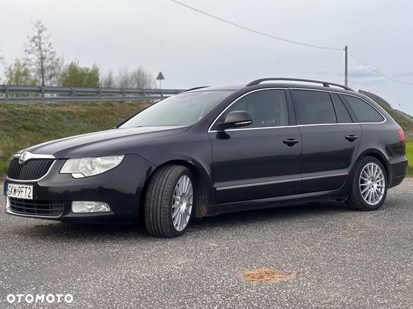 Skoda Superb 2.0 TDI Ambition DSG - 6