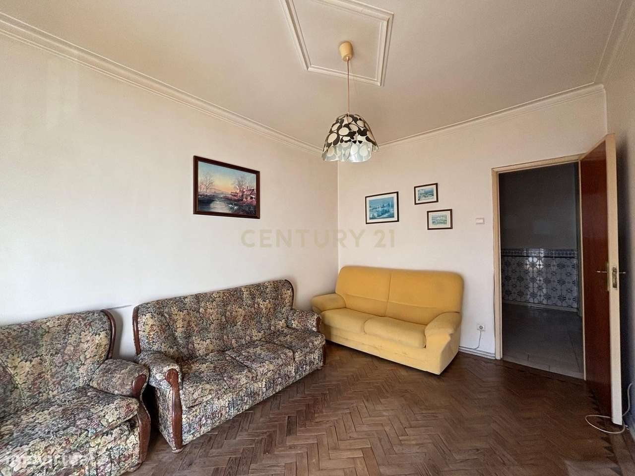 Apartamento T2 em Remodelação | Localização Premium – União das Fregue - Grande imagem: 4/21