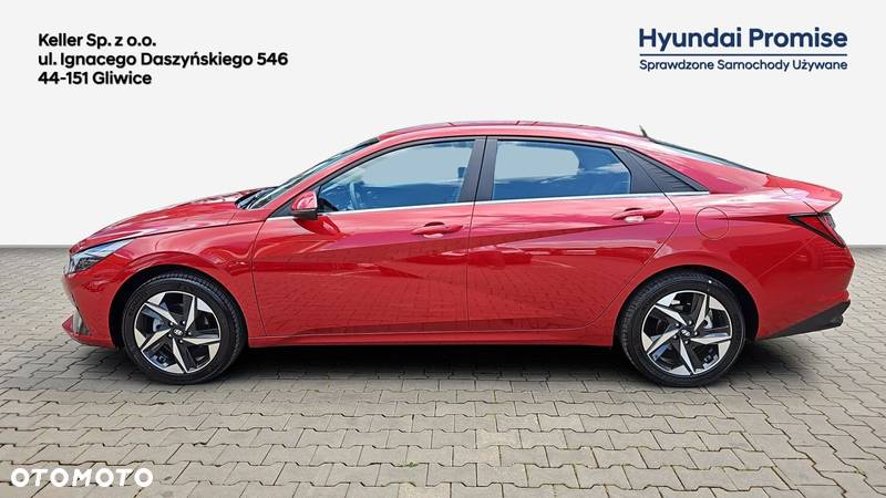 Hyundai Elantra - 3