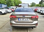 Ford Focus 1.5 TDCi Powershift Titanium - 6