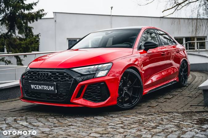 Audi RS3 TFSI Quattro S tronic - 1