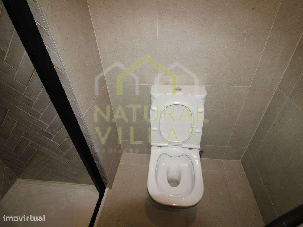 Apartamento T1 Totalmente Renovado perto da Praia, Quarteira.-9