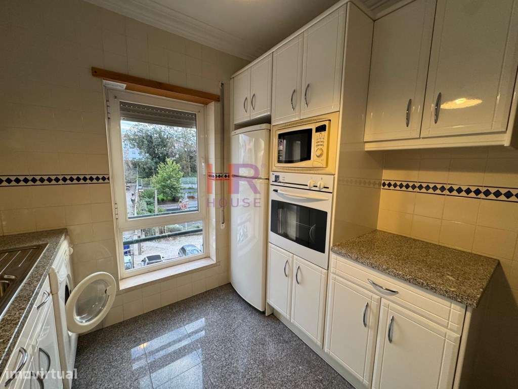 Apartamento T2 com garagem e arrecadação em Celas, Coimbra. Excelen...-6