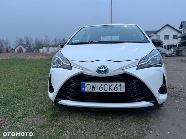 Toyota Yaris - 10