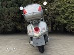 Piaggio Vespa - 4