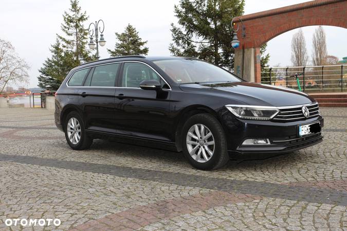 Volkswagen Passat 2.0 TDI BMT Comfortline DSG - 9