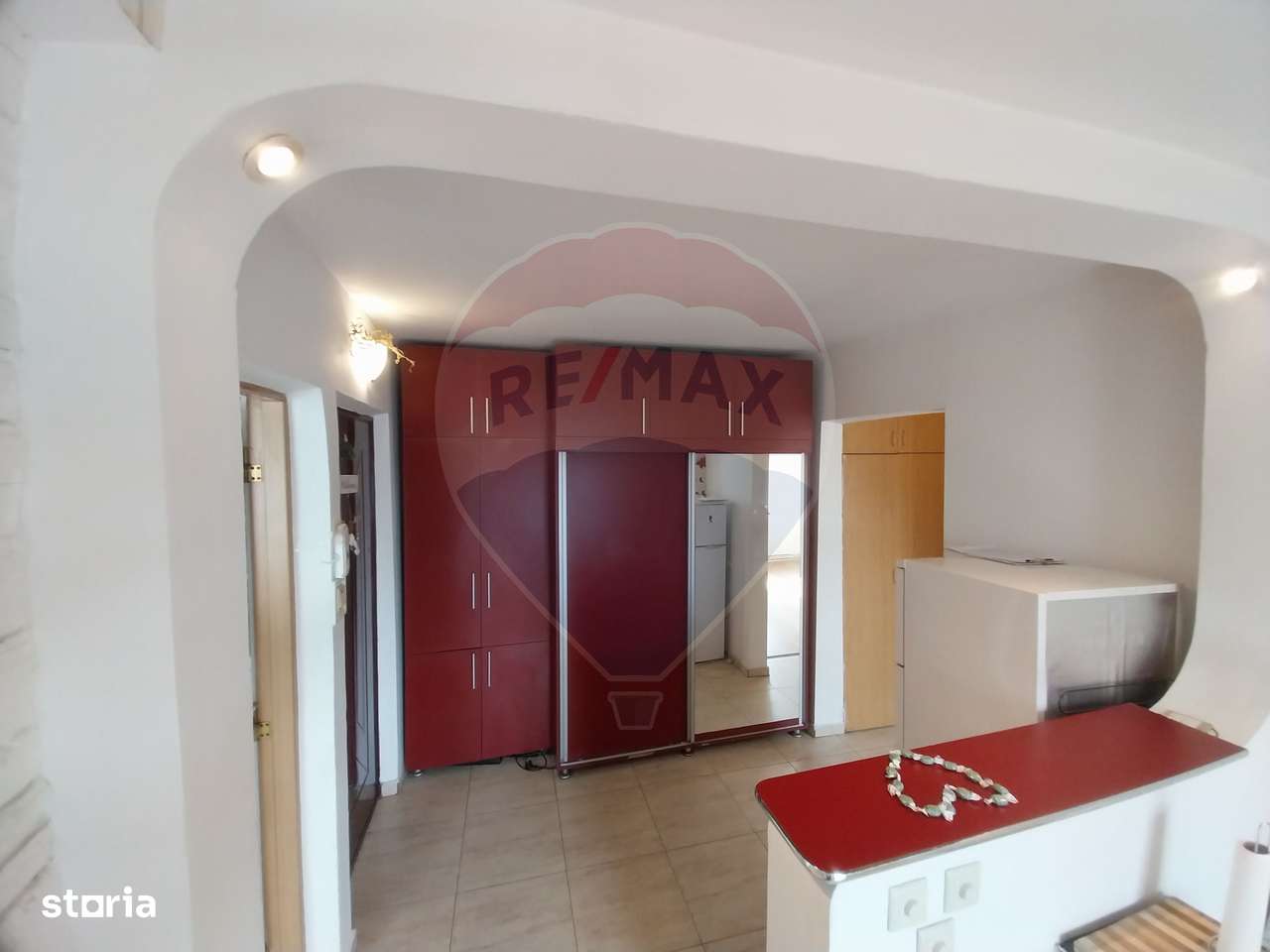 Apartament 2 camere decomandat in Rovine - Penny-5