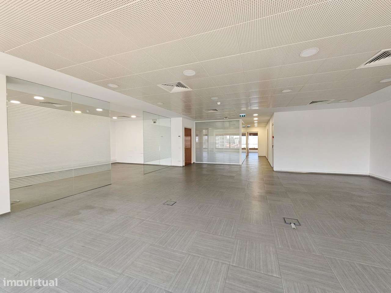 Escritório Lisboa Arrendamento | 362 m2 |  Ed. Soeiro Pereira Gomes - Grande imagem: 5/24