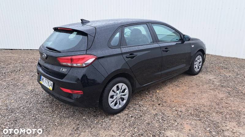 Hyundai I30 1.5 DPI Classic + - 5