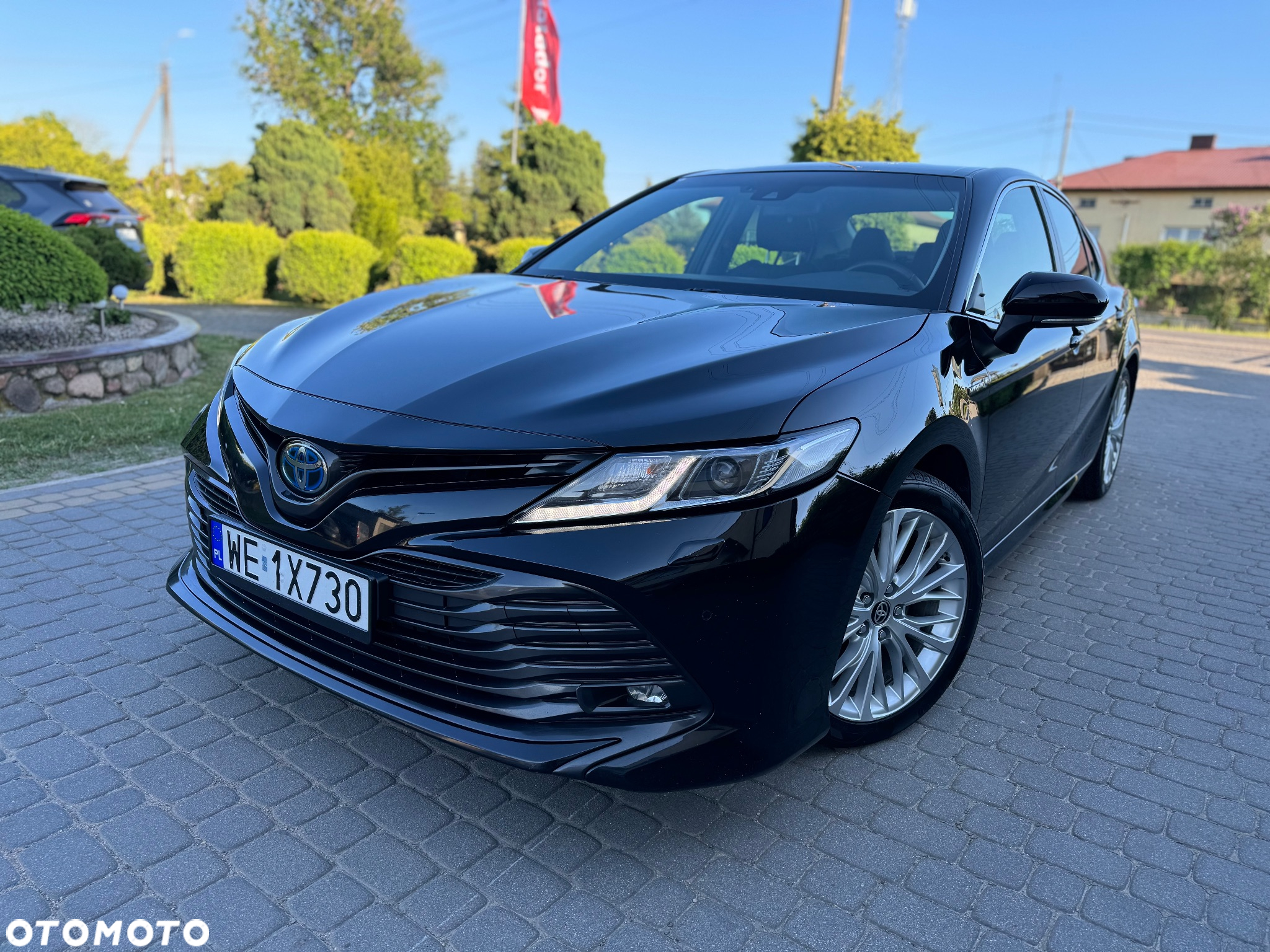 Toyota Camry - 3