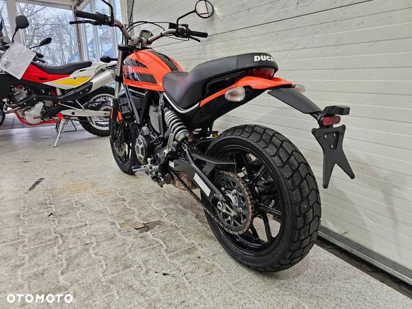 Ducati Scrambler - 8