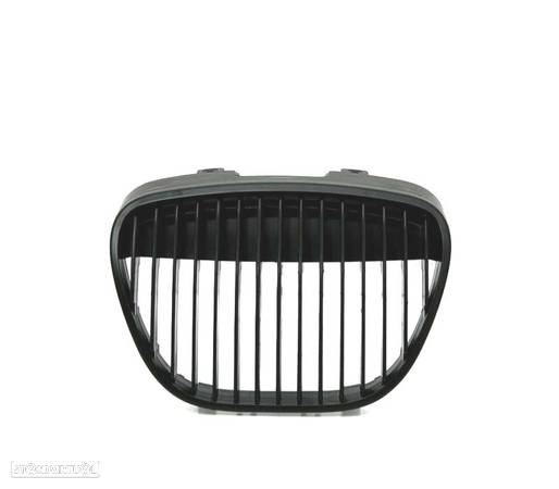 GRELHA FRONTAL PARA SEAT IBIZA CORDOBA 6L 02-08 PRETA - 2