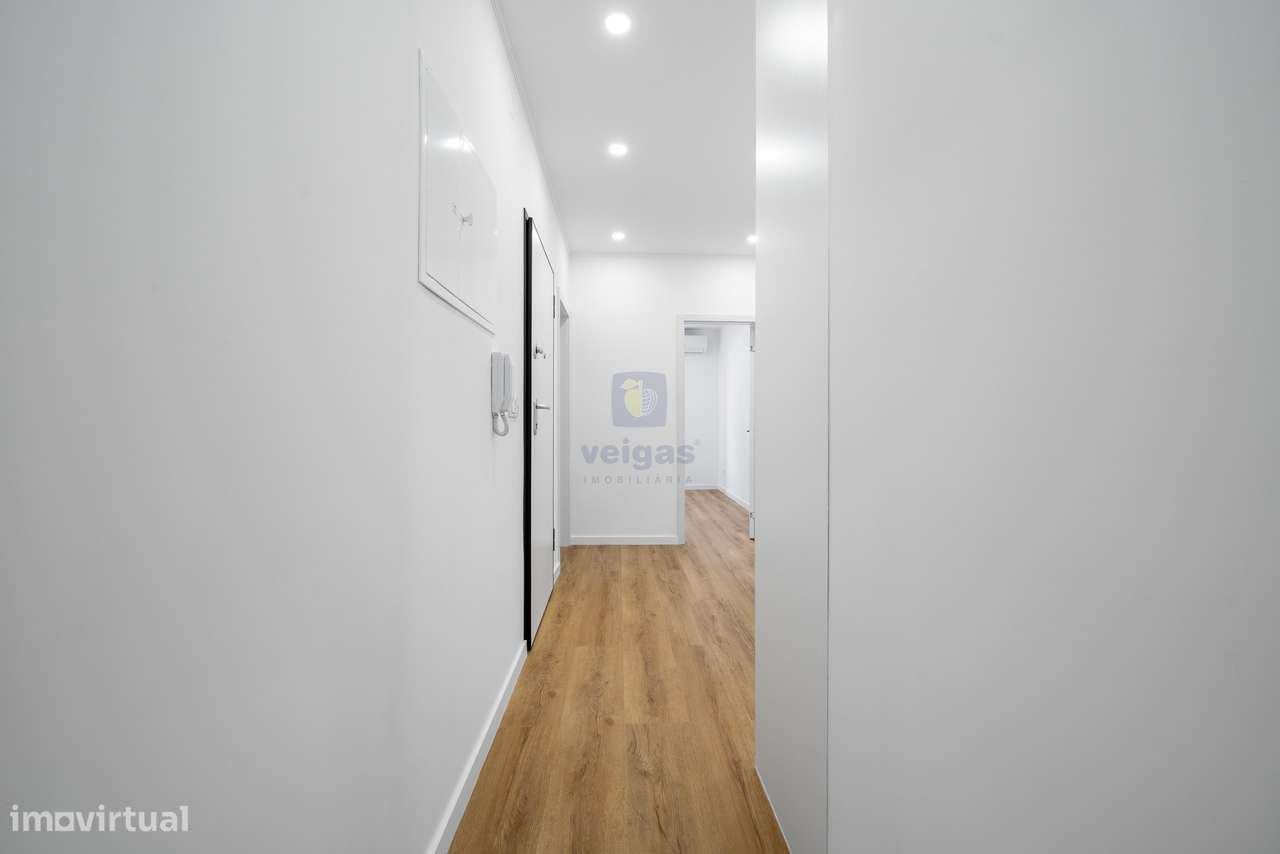 Apartamento T4 Remodelado – Conforto e Modernidade no Barreiro-8