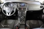 Volvo V40 2.0 D2 Momentum Geartronic - 4