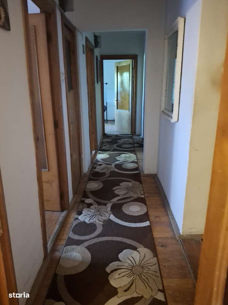 Apartament de vânzare — fotografia 1