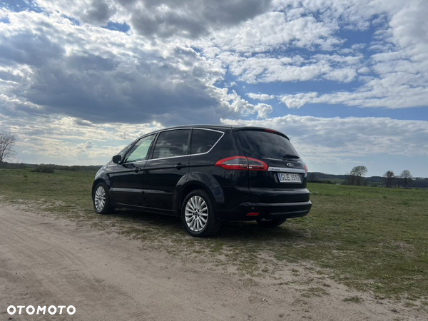 Ford S-Max - 10