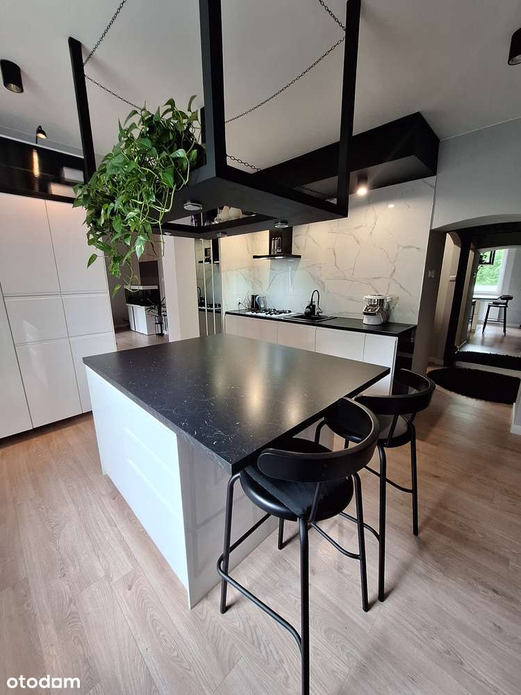 Zrób sobie prezent na Święta Przytulne Gustowne Po generalnym remoncie-13