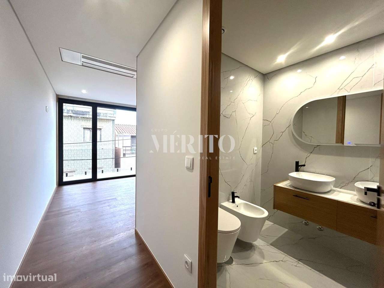 Moradia T2 Nova – Segunda Linha de Praia - Grande imagem: 4/14