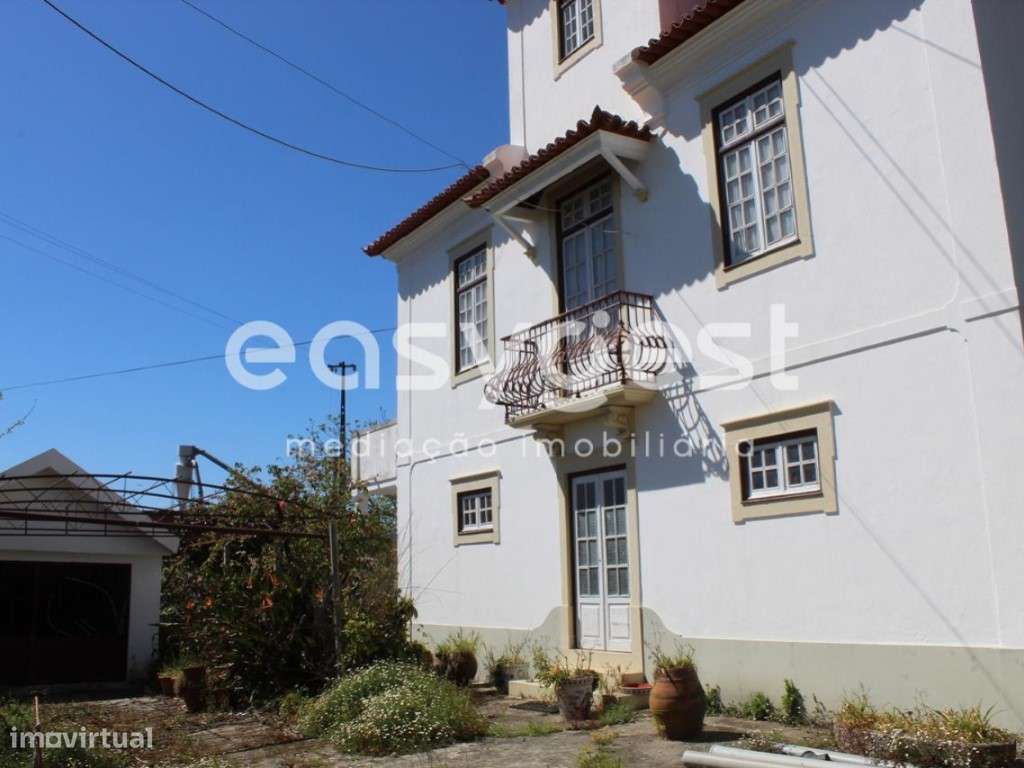 Quinta em Ourém com moradia, piscina, anexos e 7320m2 de terreno - Grande imagem: 2/43