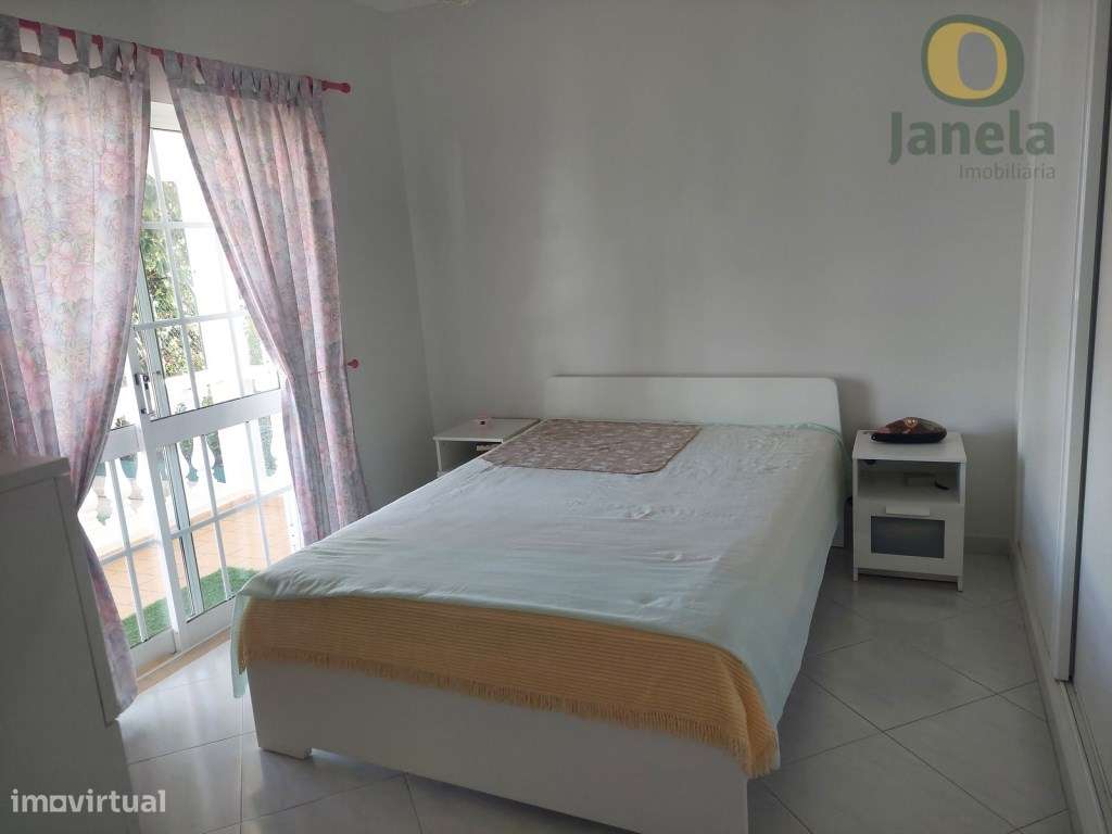 Moradia T5 nas Gambelas - Conforto, Espaço e Localização de Excelência - Grande imagem: 5/17