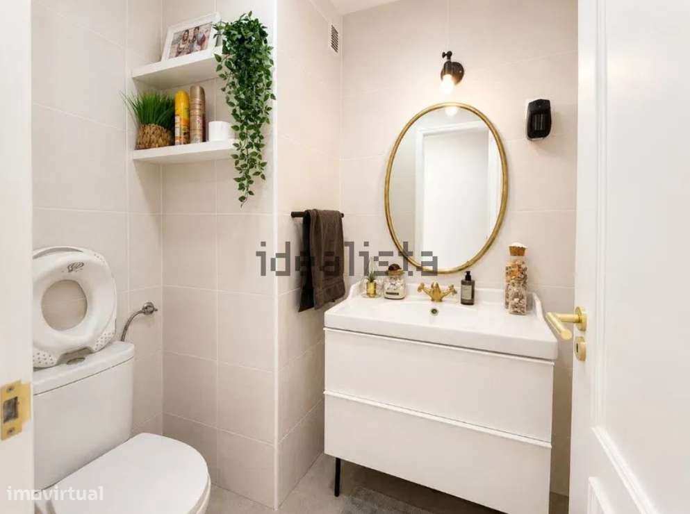 Apartamento T3 à venda em Santa Marta do Pinhal, Corroios-7