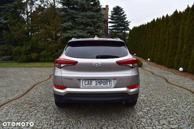 Hyundai Tucson blue 1.6 GDi 2WD Intro Edition - 25