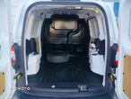 Ford Transit Courier - 21